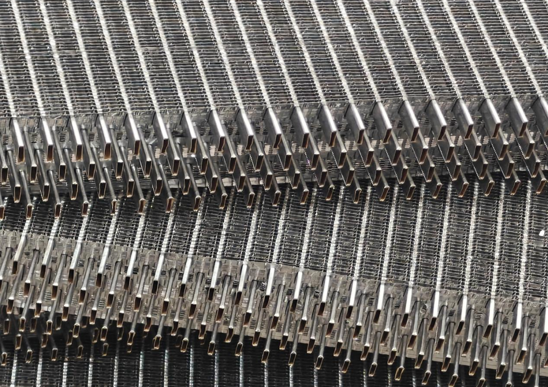 Marine-grade generator radiator core after hot-dip tinning anti-corrosion treatment