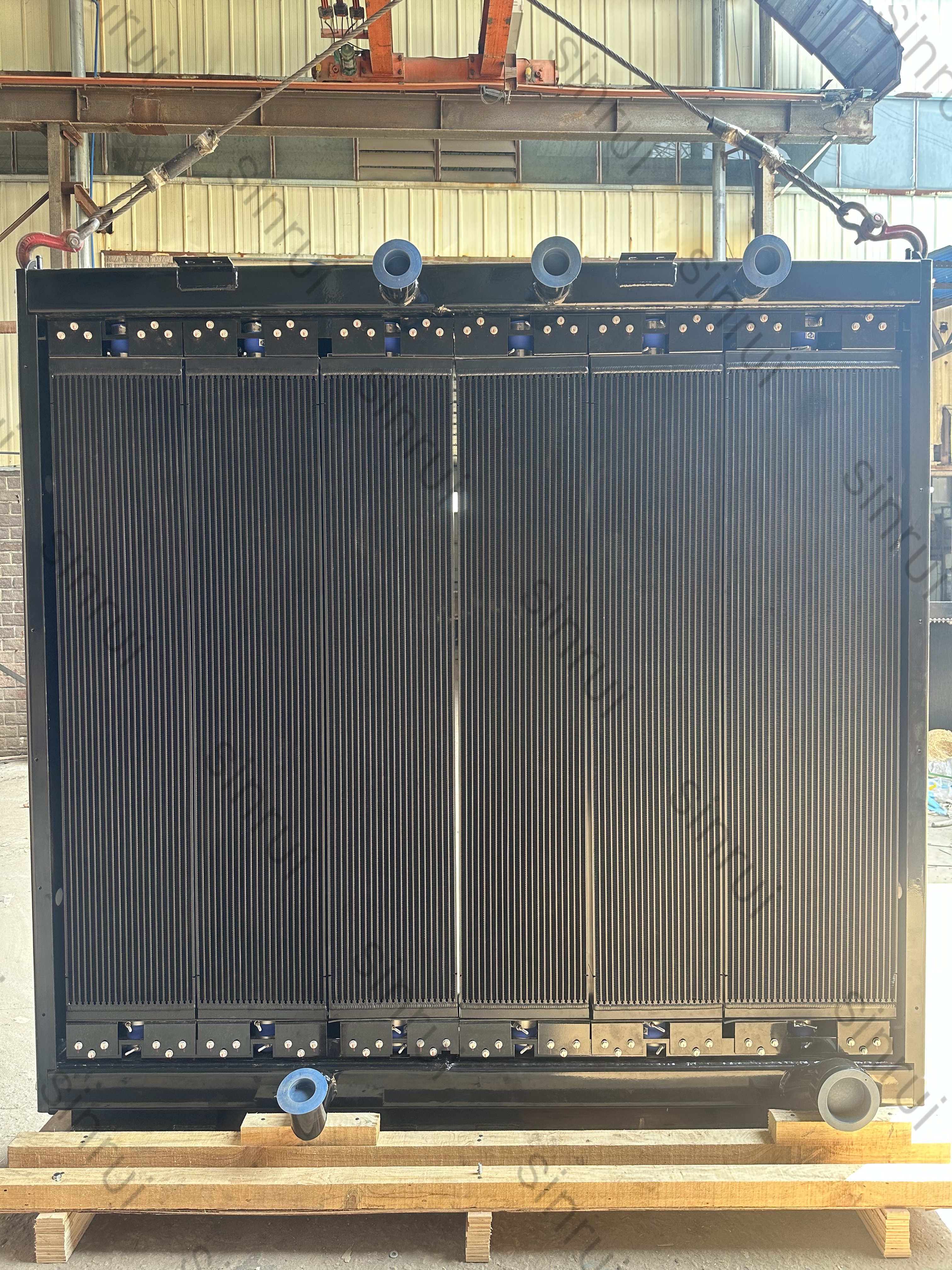 Liebherr R9250 excavator radiator PN11001255 heavy-duty water radiator manufacturer China