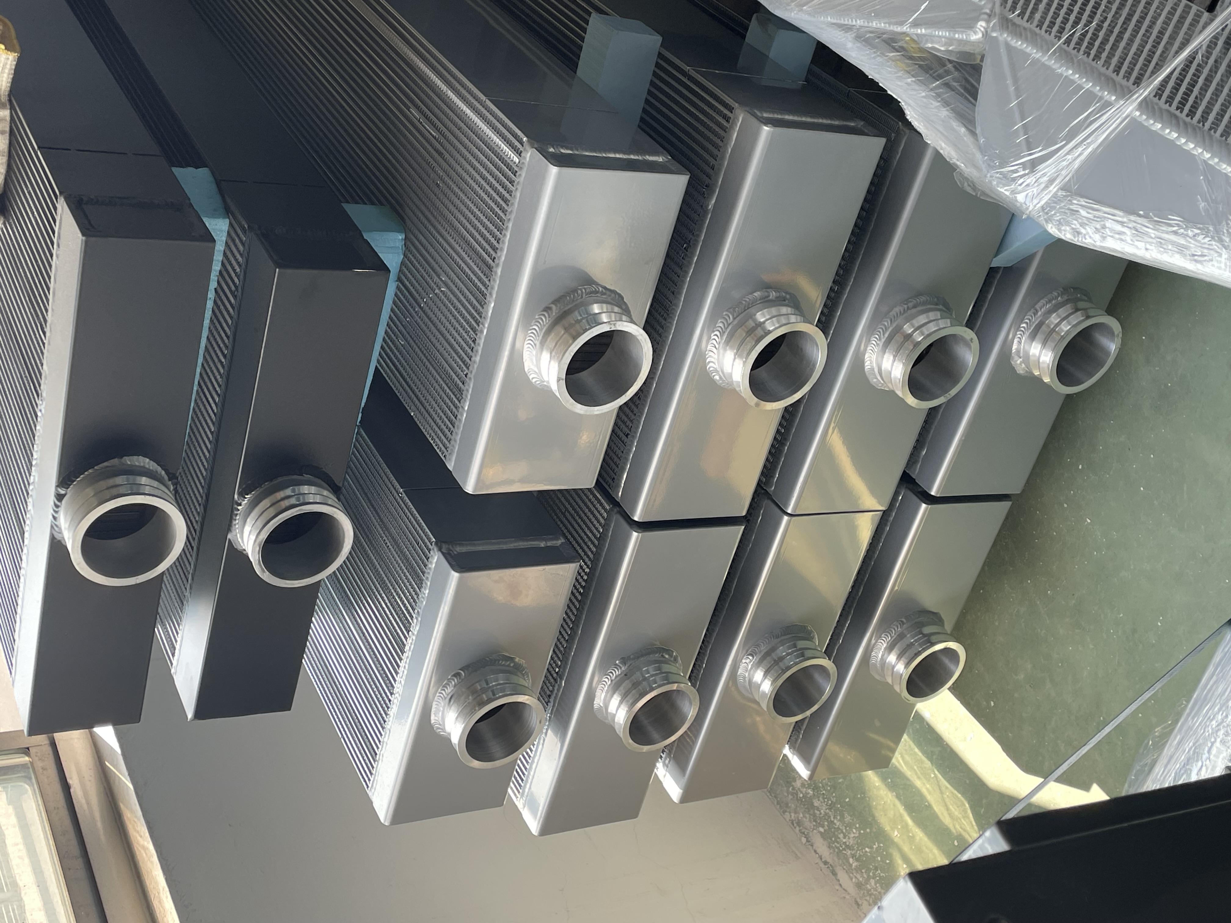 Aluminum radiator tubes and cores stacked for heavy-duty cooling solutions