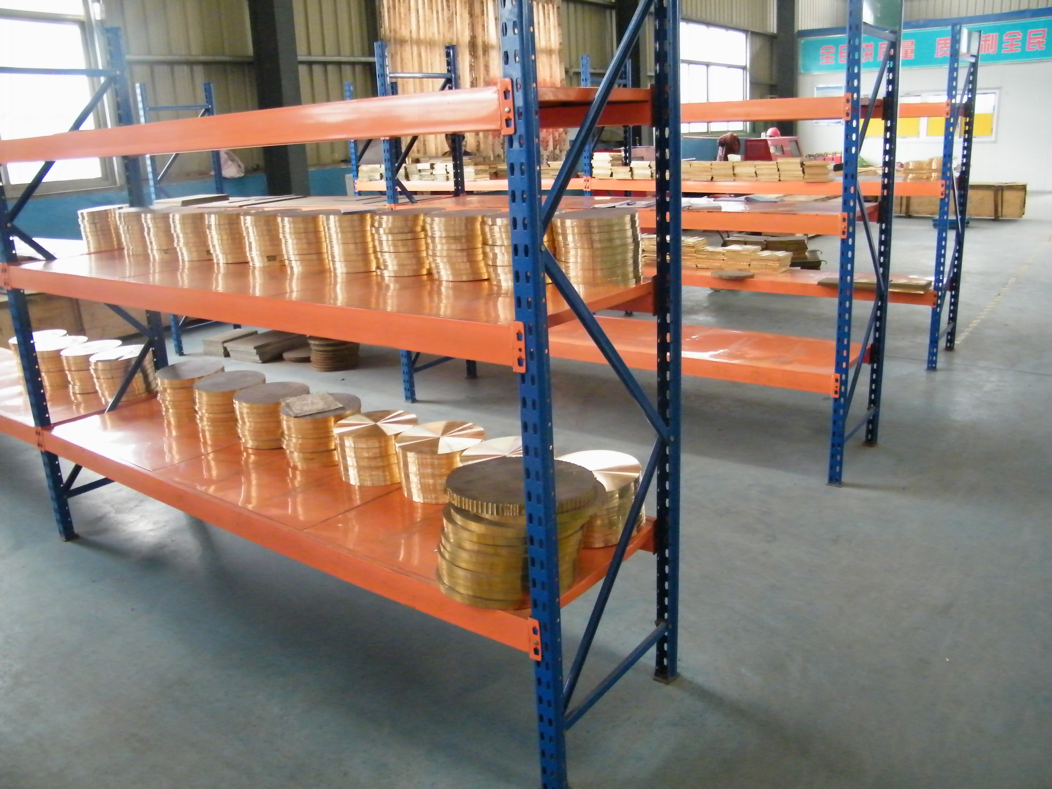 High-strength frame welding for radiator durability in SINRUI modern factory