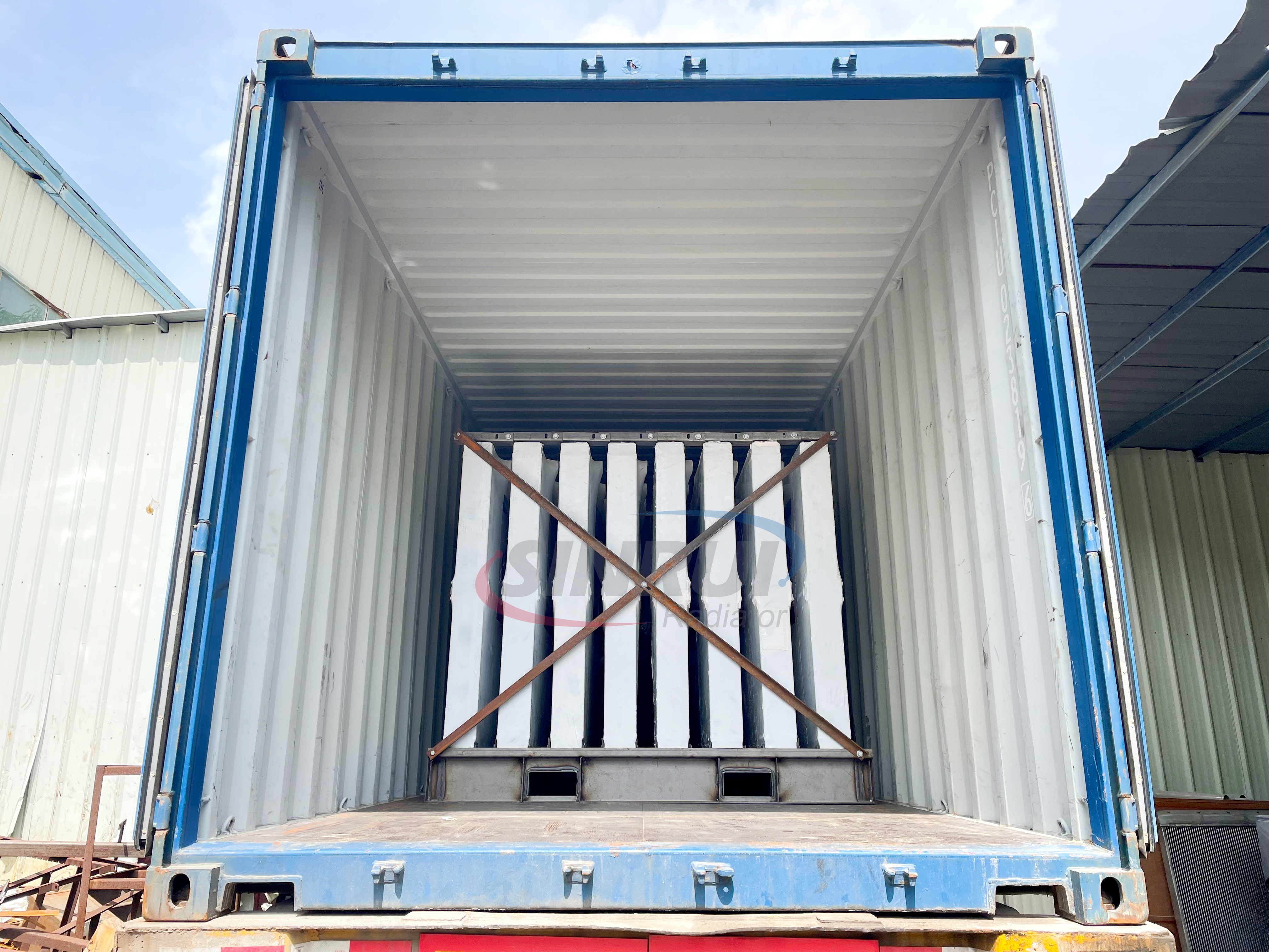 Container loading of SINRUI many 785-7 mining radiators