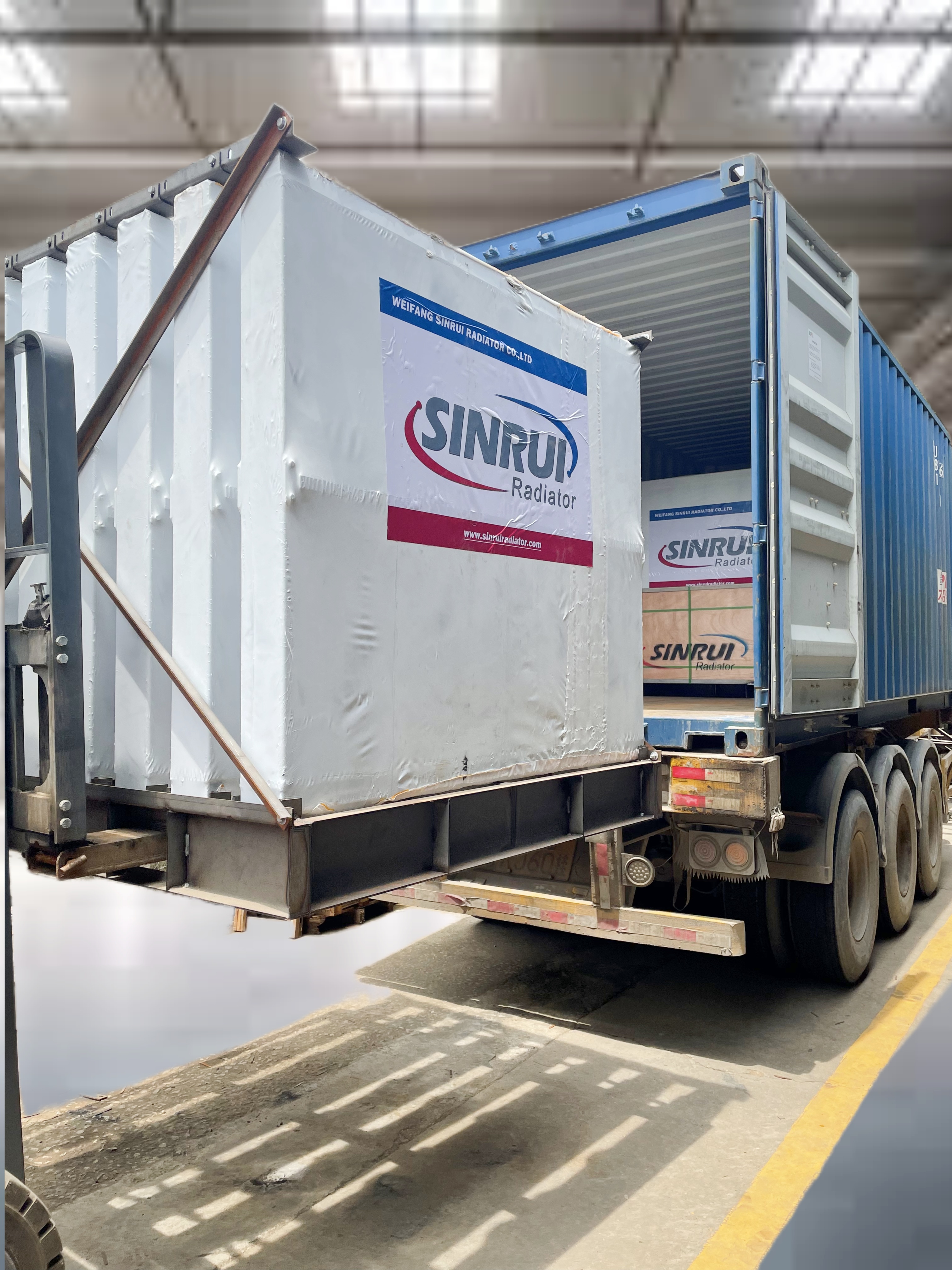 Overseas shipping container with SINRUI radiator products