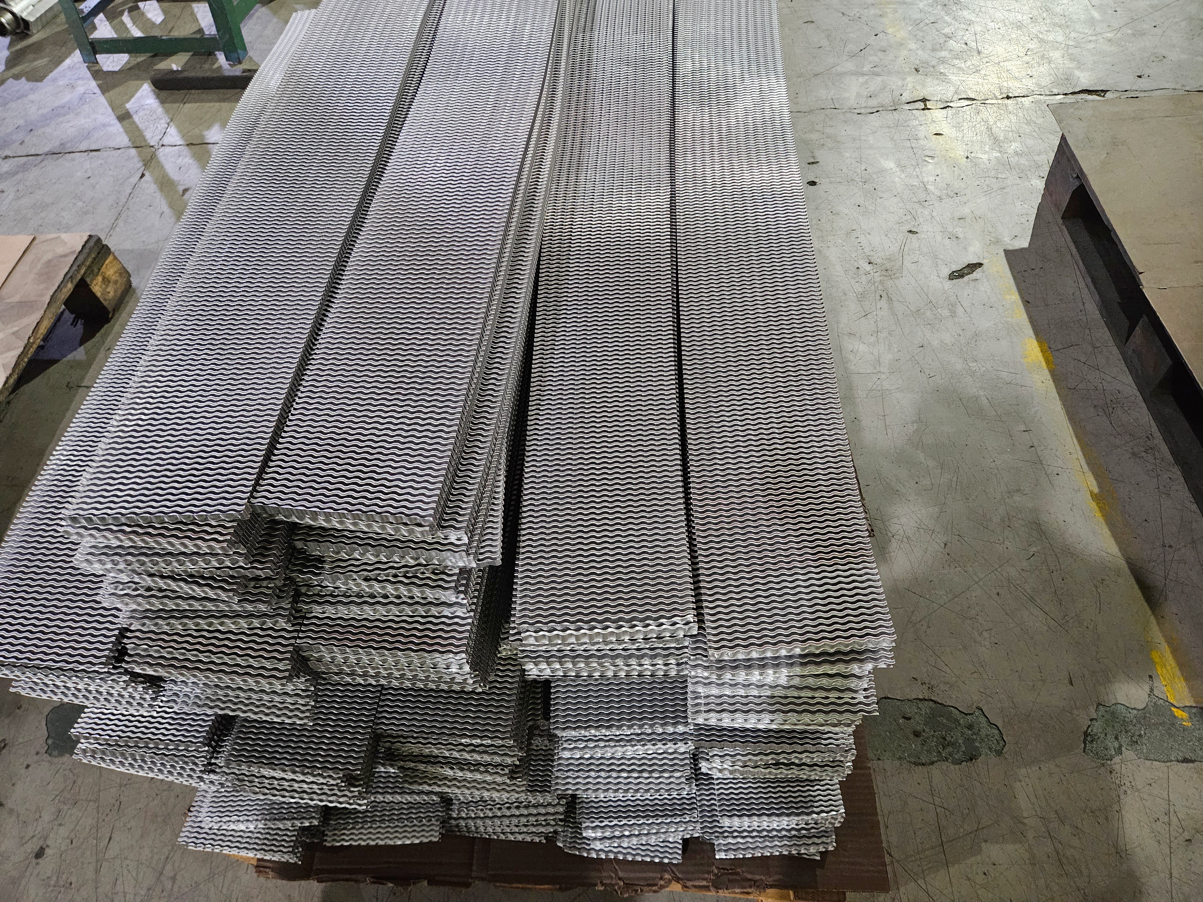 SINRUI aluminum radiator core fins stacked for mining and generator cooling systems