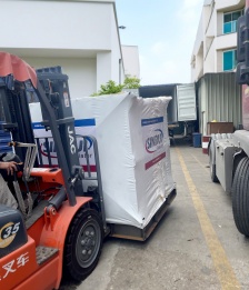 forklift loads Sinrui mining radiators into overseas shipping containers